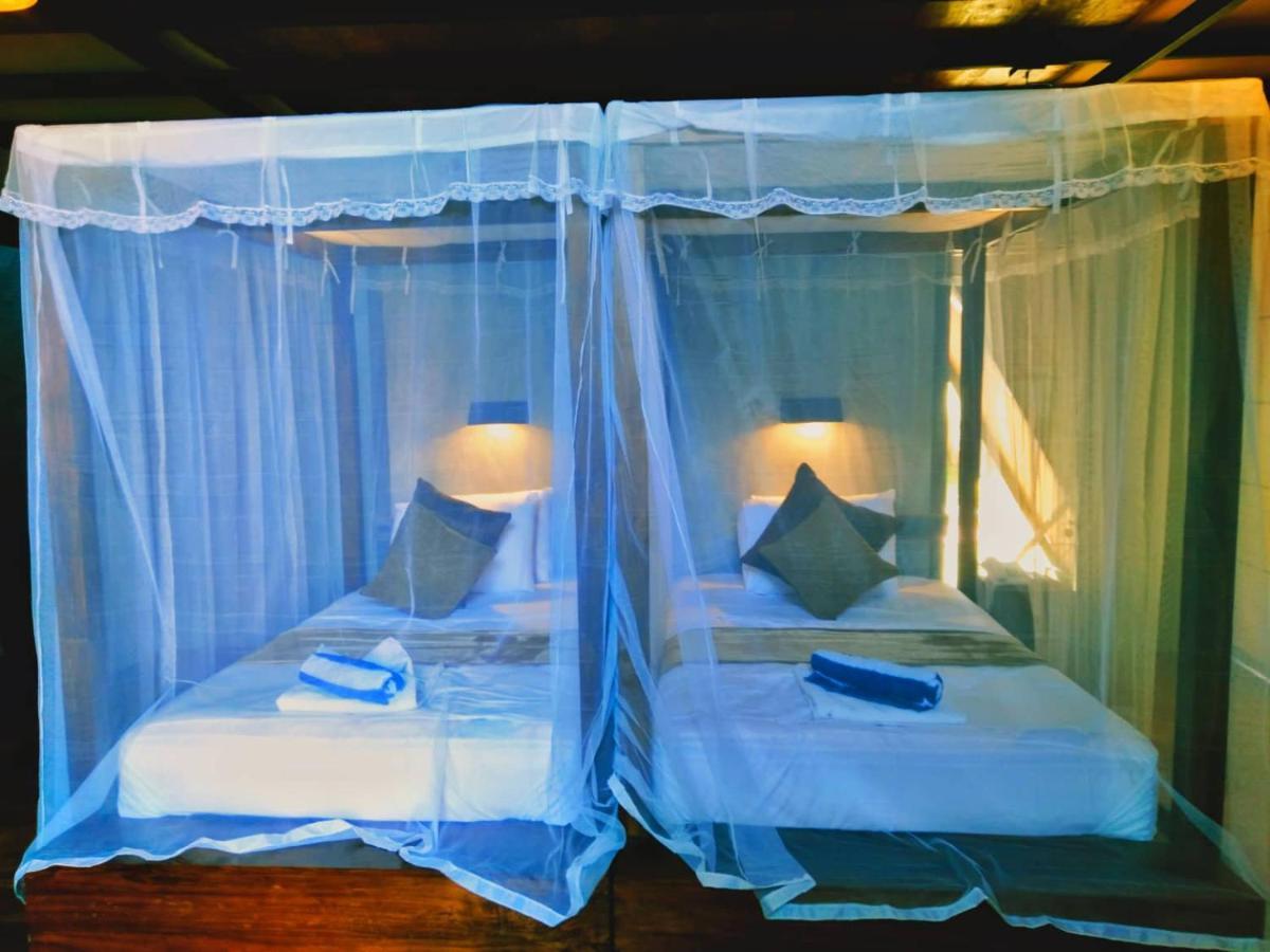 Kottawatta River Bank Resort Udawalawe Buitenkant foto