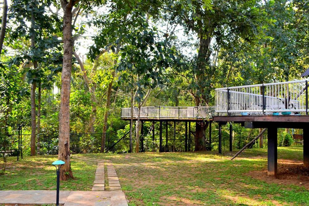 Kottawatta River Bank Resort Udawalawe Buitenkant foto