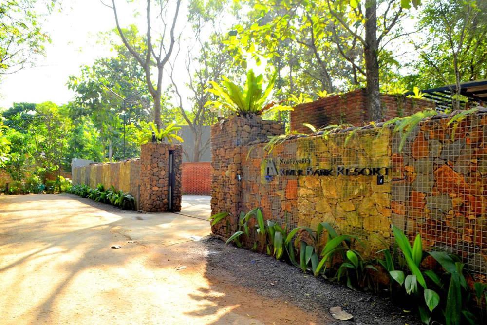 Kottawatta River Bank Resort Udawalawe Buitenkant foto