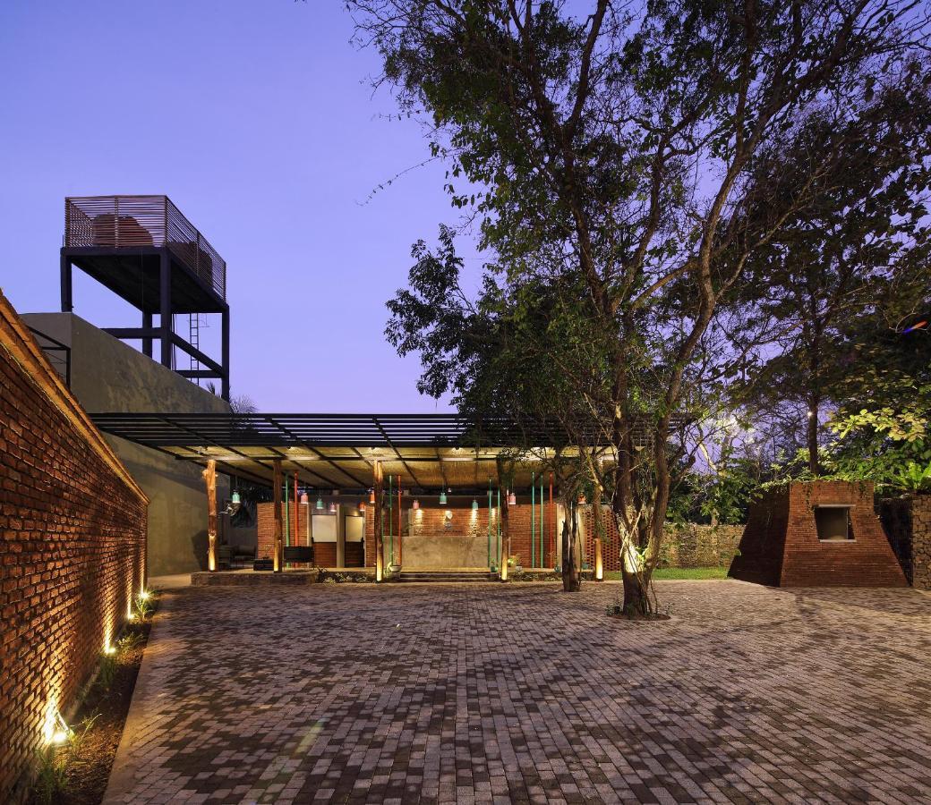 Kottawatta River Bank Resort Udawalawe Buitenkant foto
